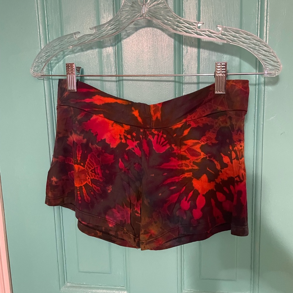 Kathmandu Imports tie dye shorts one size